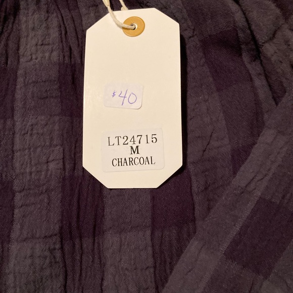 Top. Roomy top with balloon sleeves - Picture 4 of 6